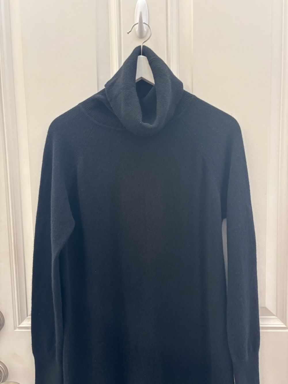 Quince Mongolian Cashmere Turtleneck Sweater Dress Black M - Picture 7 of 13